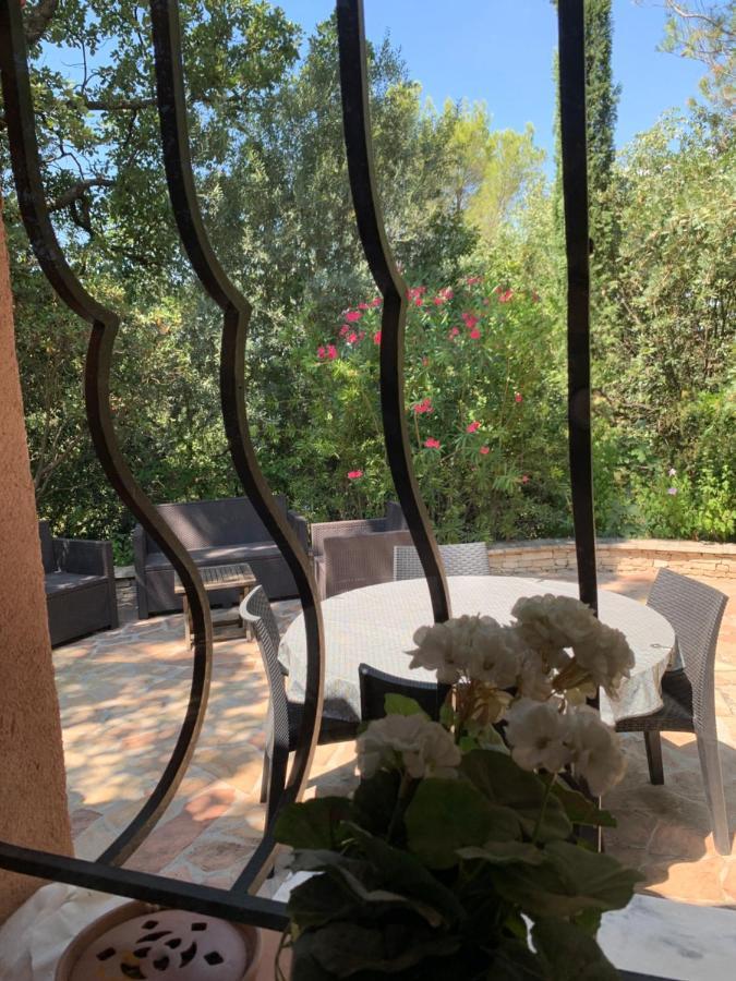Bastidon Cezanne Villa Aix-en-Provence Exteriör bild